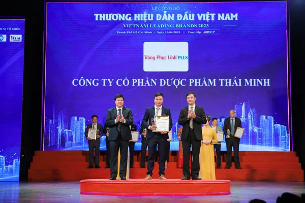 Tràng-Phục-Linh-PLUS-thương-hiệu-dẫn-đầu-Việt-Nam.webp